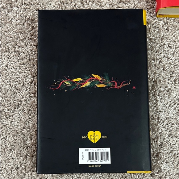 Set of 5 Hardcover Books - Picture 3 of 16